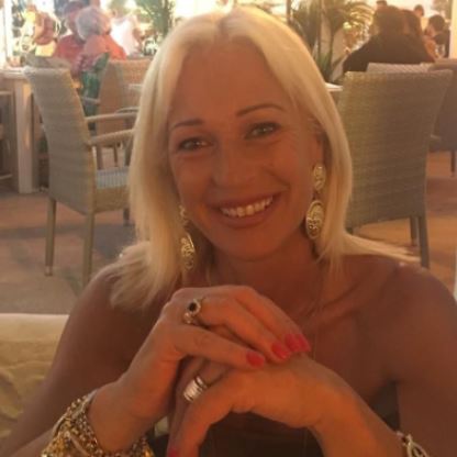 Mariella Moccia – Meet Wife Of Marco Rossi